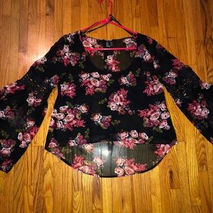 Floral Bell-Sleeve Shear Crop